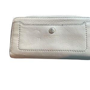 Marc Jacobs‎ Silver Leather Zip-Around Wallet Unisex